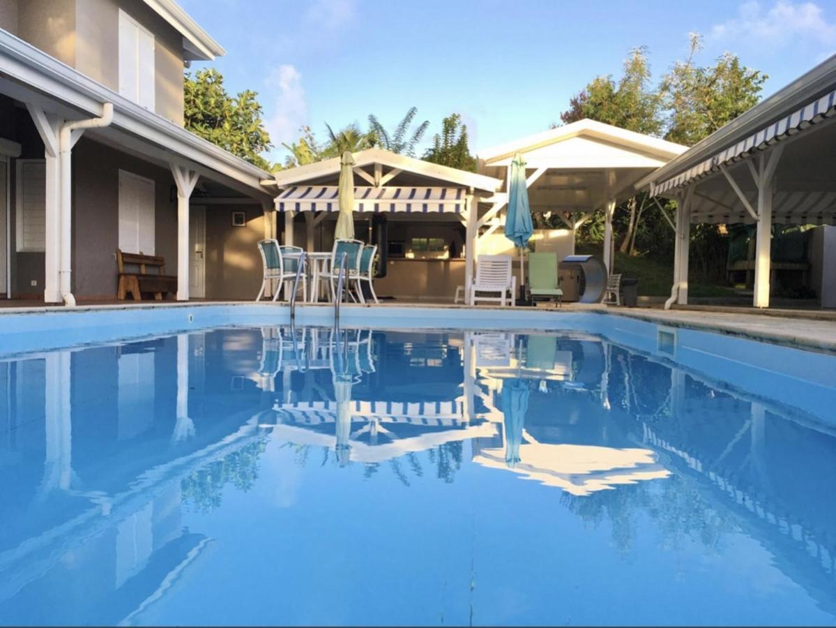 Appartement d'une chambre avec vue sur la mer piscine partagee et balcon a Fort de France a 4 km de la plage Extérieur photo